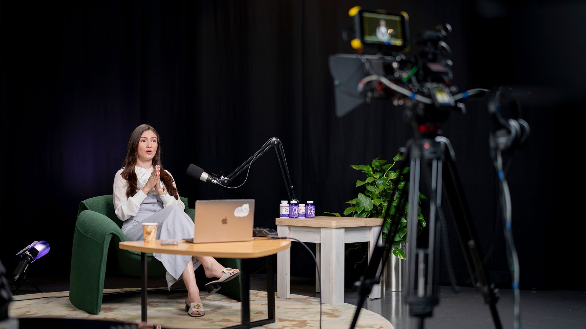 Dr Elena Seranova during her podcast at in5 Media — production by Main Division