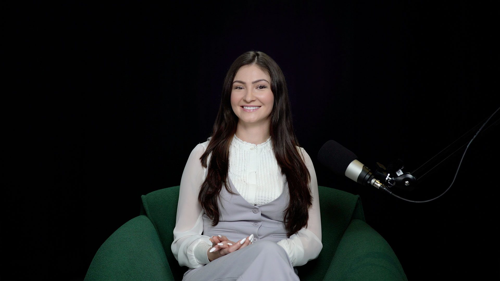 Elena Seranova BTS during her podcast – Client of Main Division