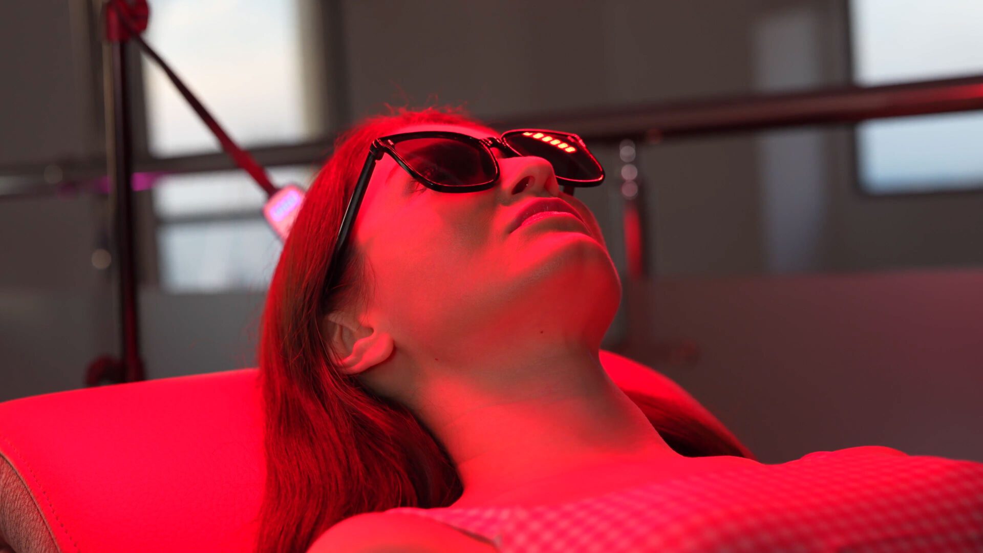 Dr Elena Seranova social media video frame of red lamp — content by Main Division