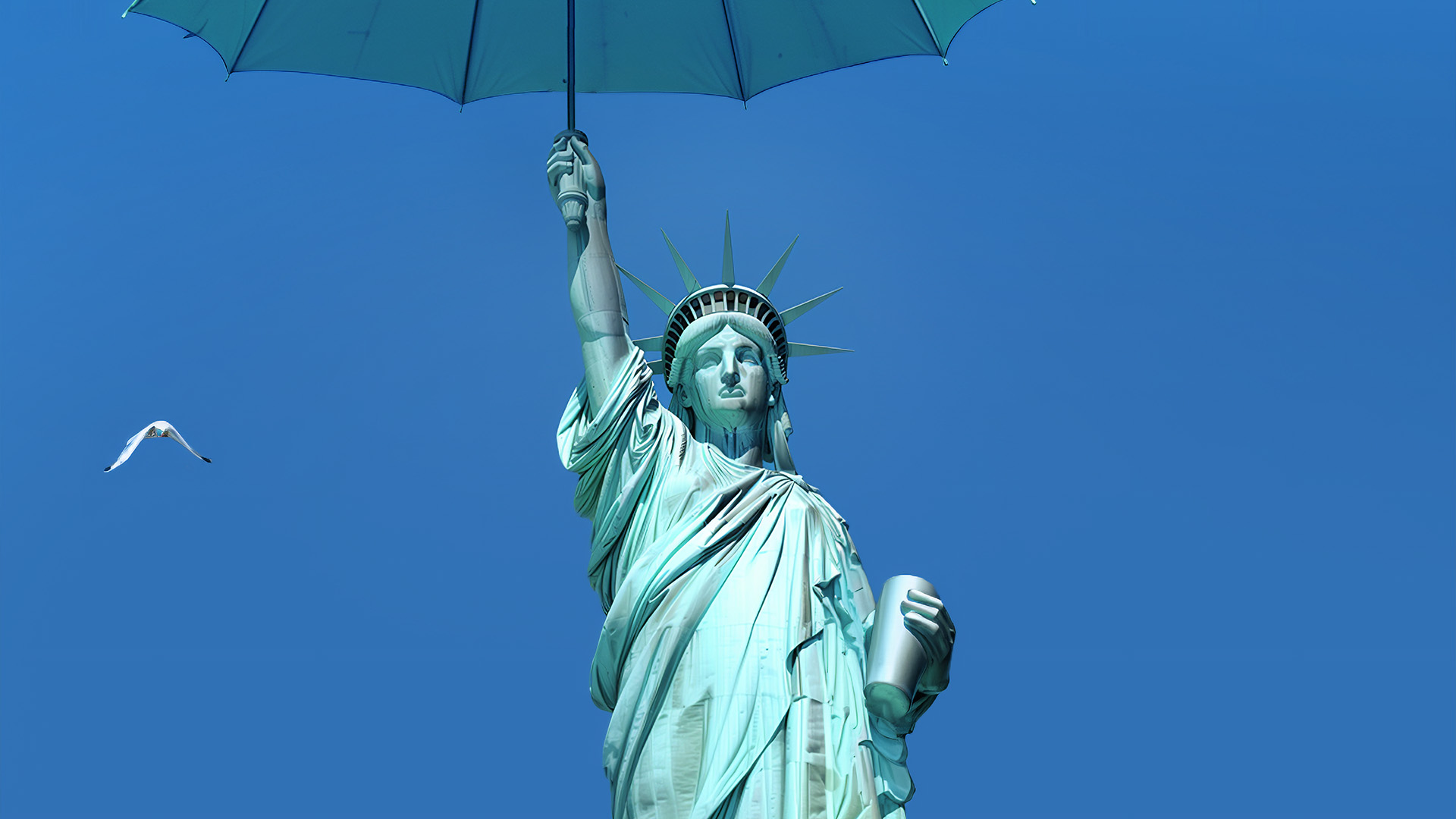 Historical Lady liberty under a scorching sun with an umbrella to show that history never saw that hot kind of weather, social media creative for tabreed india by main division